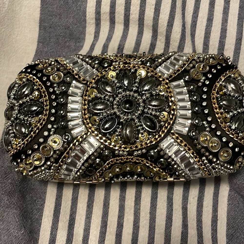 Venus clutch / with or without chain  - great for a night out